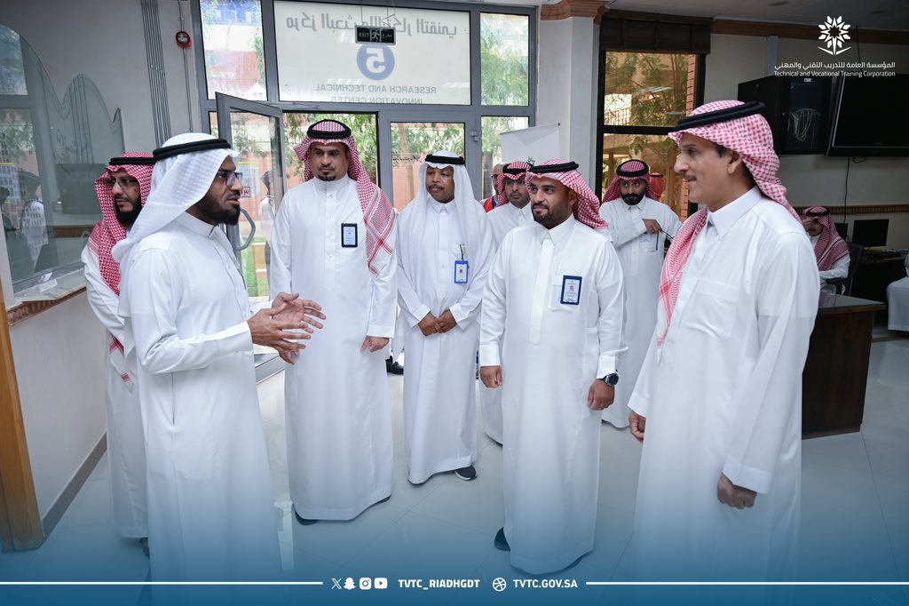 زيارة صاحب السمو الأمير بدر بن فهد الفيصل للكلية التقنية للاتصالات والمعلومات لتعزيز التعاون مع التدريب التقني بالرياض