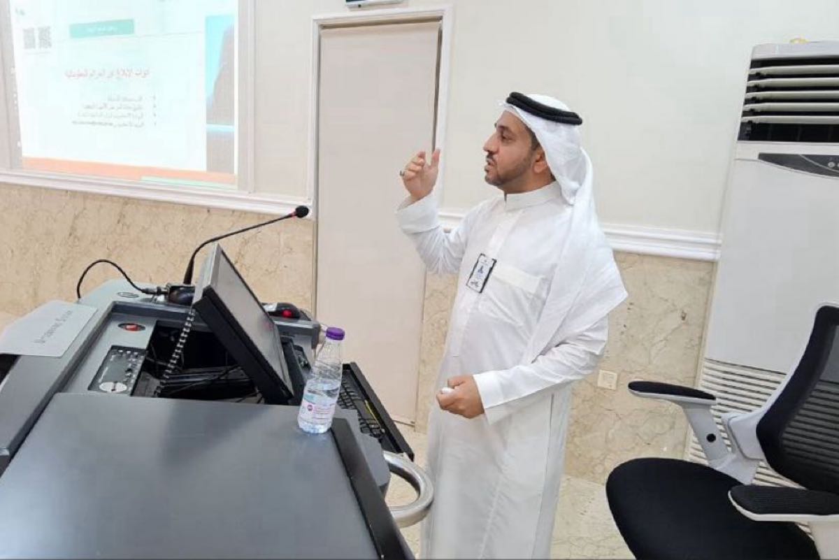 محاضرة توعوية بالجرائم المعلوماتية وعقوباتها للمتدربين