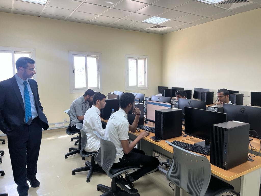 الاختبار الشامل لقياس جودة مخرجات الكليات التقنية(المرحلة السابعة)