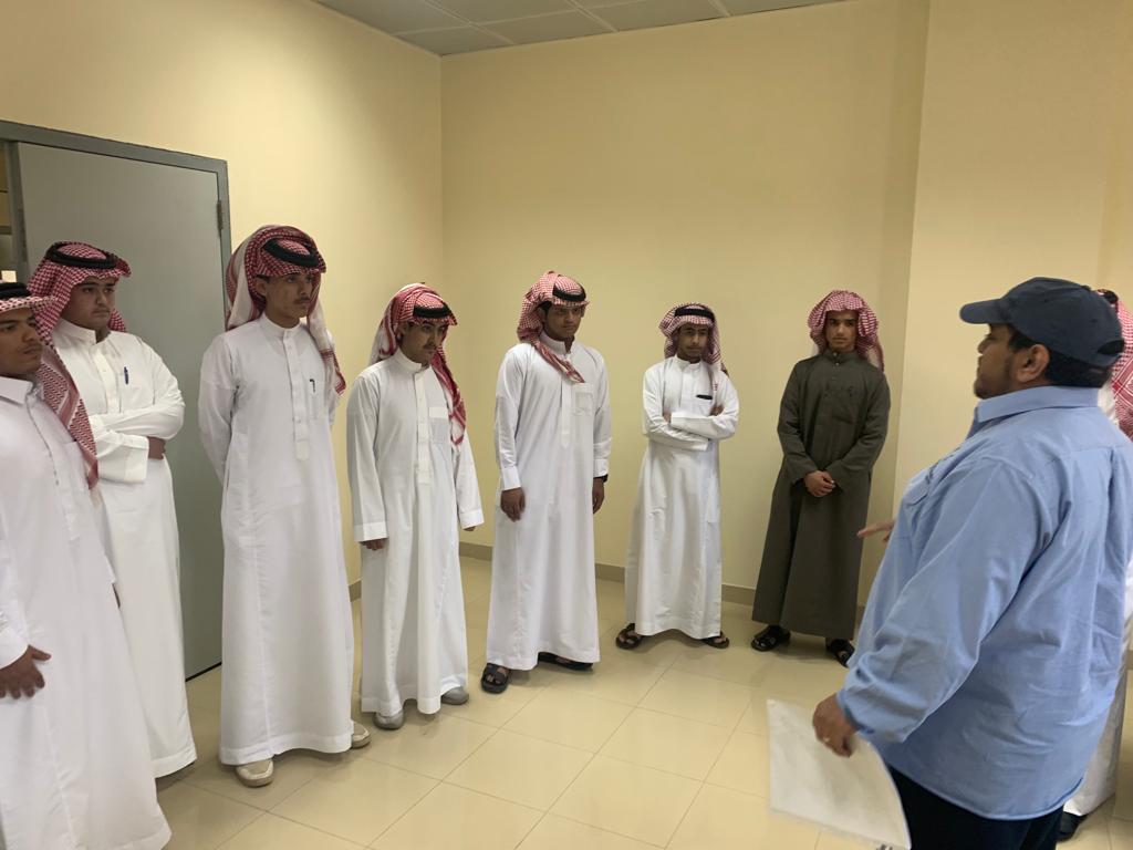 استقبال طلاب ثانوية بني سالم